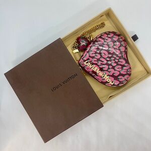 Louis Vuitton 2010 leopard-print coin purse pink and teal